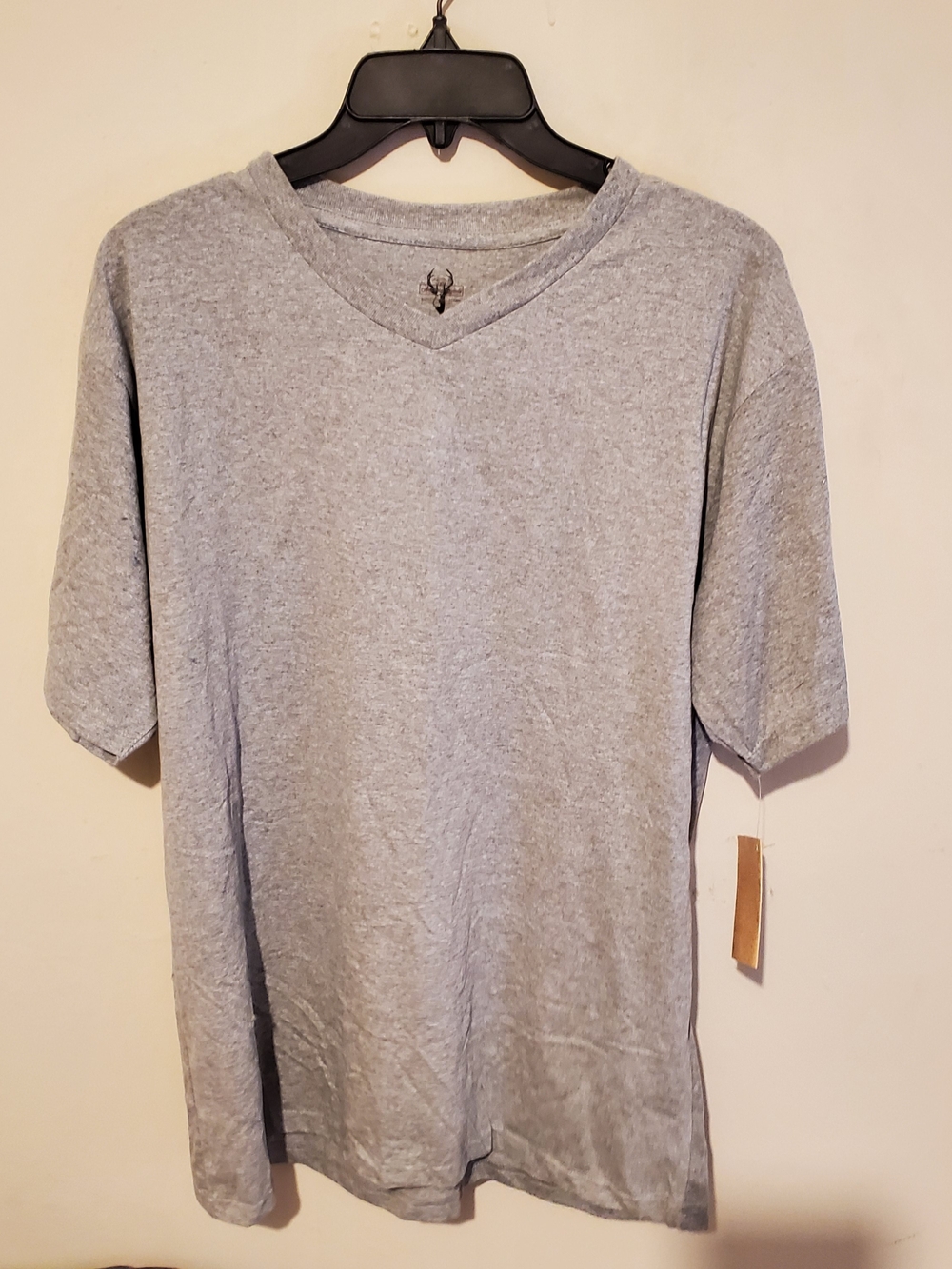 Men's Heather Gray V-Neck T-Shirt size L